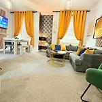 Two Bedroom Apartment-central Edinburgh-old Town-licensed Apartmán Edinburgh