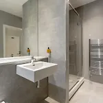 Destiny Scotland At Canning Street Lane Apartment