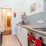 Beautiful Spacious Ground Floor Newington Flat * إدنبرة