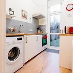 شقة Beautiful Spacious Ground Floor Newington Flat إدنبرة