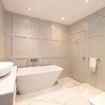 Deluxe 3-bedroom On Princes Street Overlooking Castle Apartamento Edimburgo