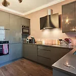 3 Bedroom - Historic Old Town * Edinburgh