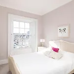 Melville Street Townhouse *