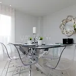 Luxurious - Sleeps 6 Edynburg