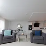 Apartament Luxurious - Sleeps 6