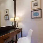 Immaculate One Bedroom Flat In The Centre