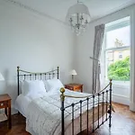 Immaculate One Bedroom Flat In The Centre