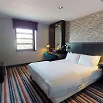Village Hotel 4*
