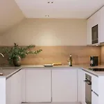 Apartmanhotel Thistle Royal Garden 4*