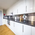 Living At Lady Nicolson Court Lägenhet *