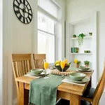 Appartement Stylish 3 Bed New Town - Traquair *