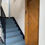 Апартаменты Rena- Bright And Modern Center Apartment. *
