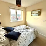 Torwood Townhouse - Superfast Wifi, Contractor Friendly With Free Parking Prázdninový dům Edinburgh