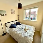 Torwood Townhouse - Superfast Wifi, Contractor Friendly With Free Parking Prázdninový dům Edinburgh