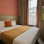 Hotel apartamentowy Cairn &