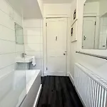 New Town Luxury 1 Bed * إدنبرة