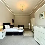 شقة New Town Luxury 1 Bed