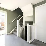 بيت للعطل Gorgeous 3 Bed House Free Parking & Garden