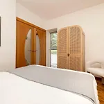 Argyl - The Foundry, A Bright One Bedroom House With Balcony * Эдинбург