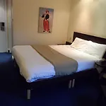 ホテル ブリタニア エディンバラ