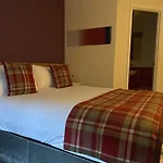 ブリタニア ホテル 3*