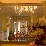 Old Waverley Hotel 3*