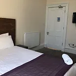 Hotel apartamentowy Cairn & Edynburg