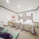 Allison House 17 3*