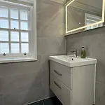 Armadillo Guest House- Adults Only Maison d'hôtes
