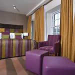 Hill Place Hotell 4*