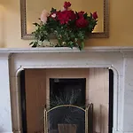 ثيسل فندق إدنبرة