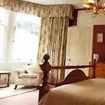 Grosvenor Gardens 4*