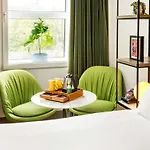 Ibis Styles St Andrew Square 3* 爱丁堡