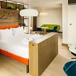 Ibis Styles St Andrew Square 3*