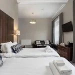 Otel 28 York Place