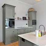 Apartman Guestready - Elegant Retreat *