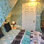 16 Pilrig Edinburg