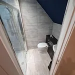 West Luxury 5 Bedroom Apartamento