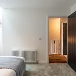 דירה Stunning Upper In The City!