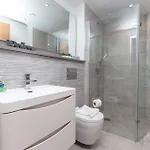 Luxurious - Sleeps 6 * Edynburg