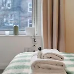 Stylish 1 Bed Centre 아파트