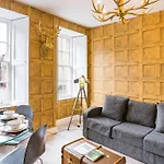 West Bow - Magical Harry Potter-inspired Flat Near Castle *