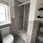 Dom wakacyjny Entire 3 Bedroom House In Suburban Area