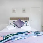 Fraser Apartment- 2 Bedrooms Inverleith,