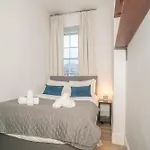 Charming 2-bed Flat Steps From The Royal Mile - Pass The Keys
