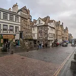 Apartamento Charming 2-bed Flat Steps From The Royal Mile - Pass The Keys *