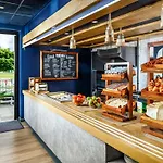 Hotel Ibis Budget Park 3*
