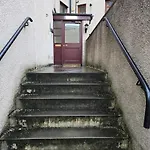 Double With Shared Bathroom Near The Shore And Tram Edinburgh