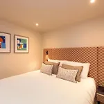 Hotel Joivy Royal Mile *
