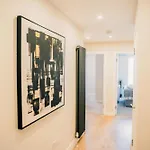 Stylish 2 Bed Centre With Parking * Edimburgo
